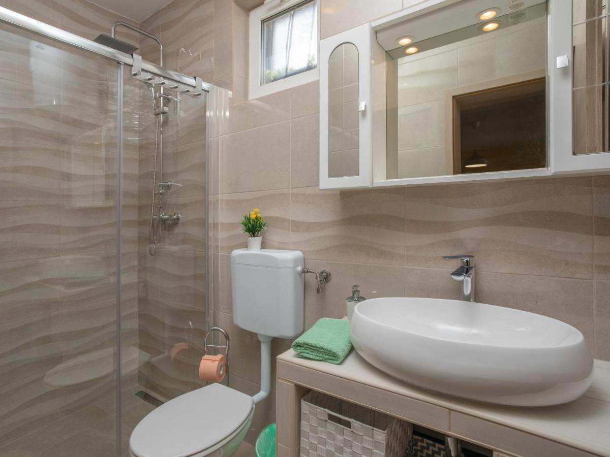 Holiday Home Mikac - Mlk136 By Interhome Dobrinj Exterior photo